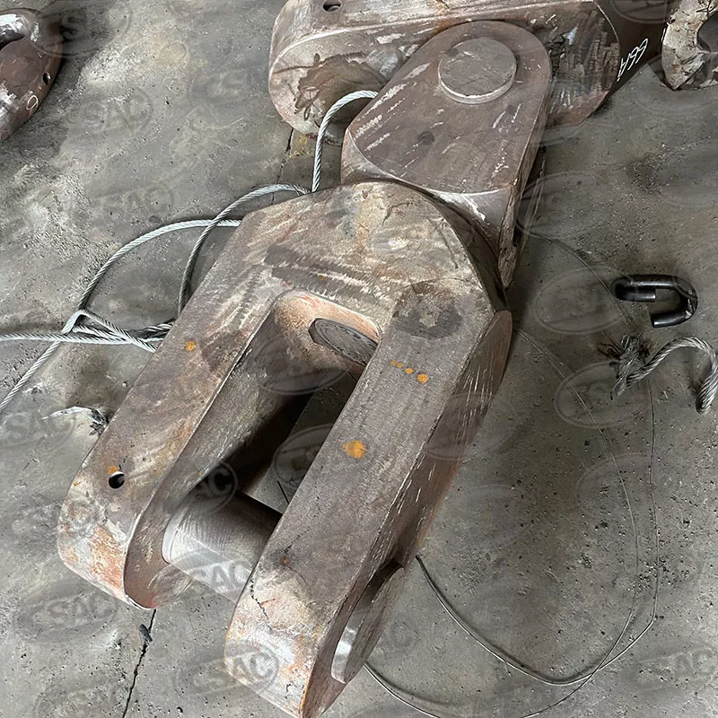 Въртяща се скоба тип B