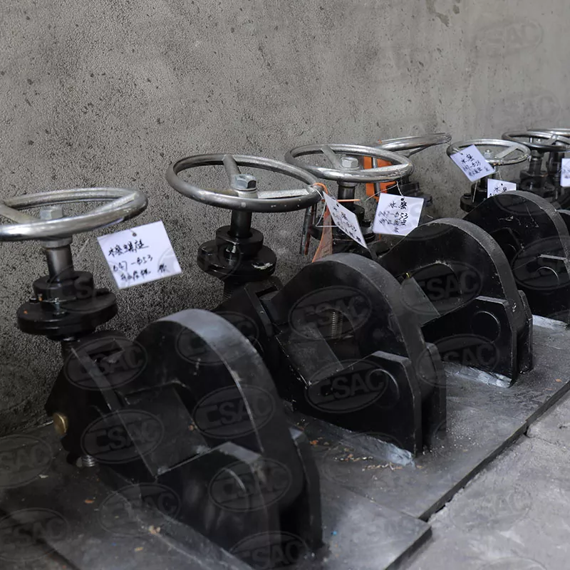 Водонепропускливо въртящо се устройство за освобождаване на котва